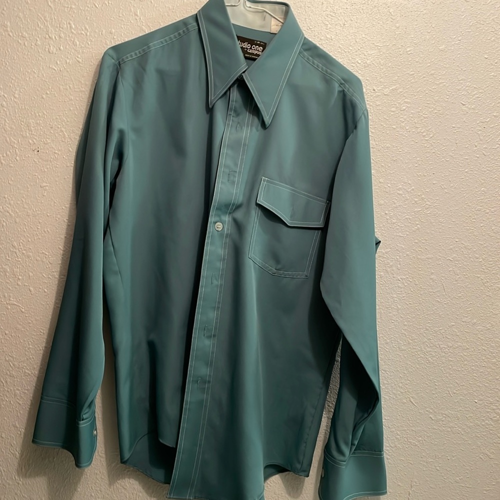 vintage button up